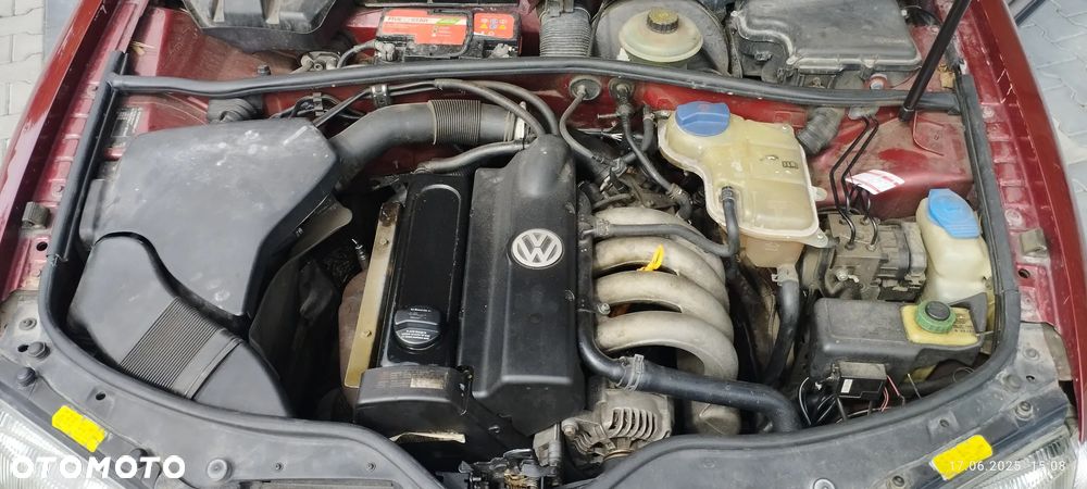 Volkswagen Passat - 16
