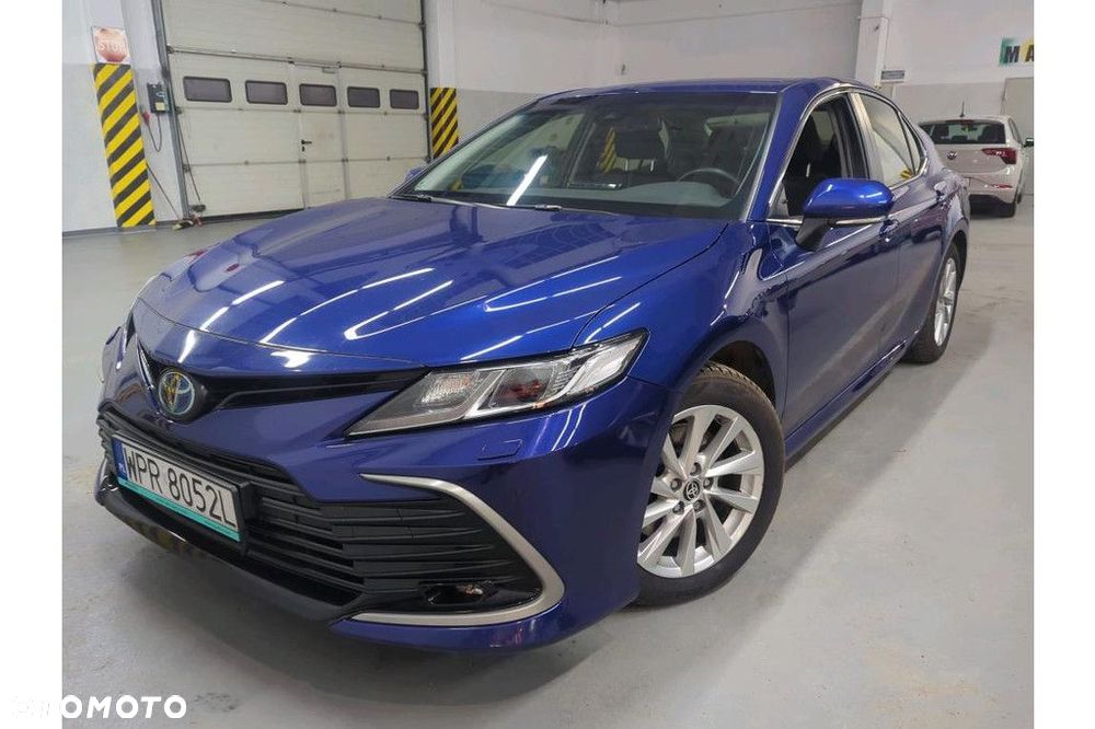 Toyota Camry 2.5 Hybrid Comfort CVT - 1