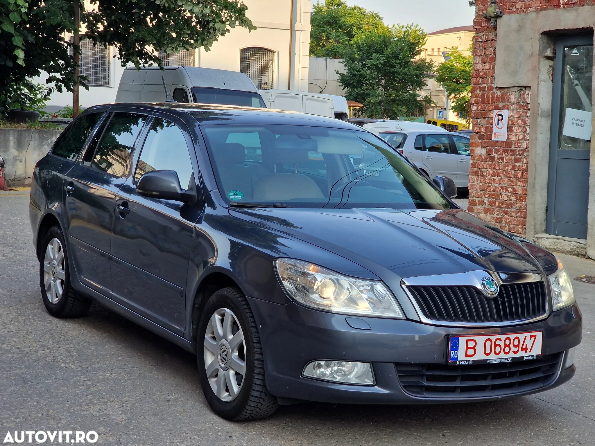 Skoda Octavia 1.6 TDI DPF DSG Elegance - 22
