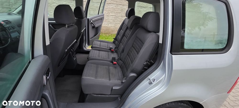 Volkswagen Touran 1.6 Trendline - 28