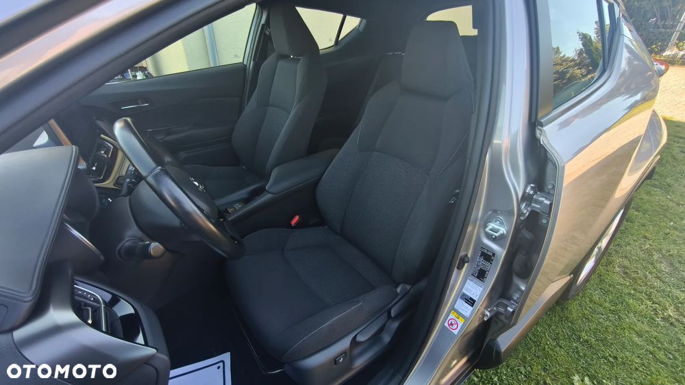 Toyota C-HR 1.2 T Dynamic - 21