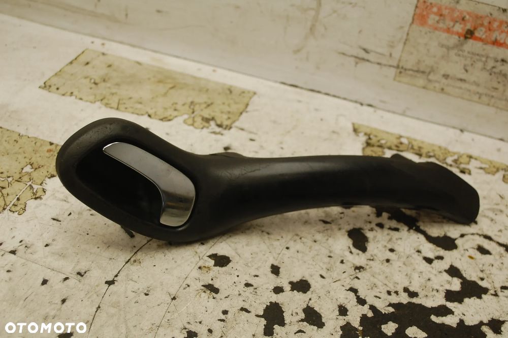 KLAMKA WEWNĘTRZNA RĄCZKA LEWY PRZÓD PRZEDNIA LEWA 1M0837113 SEAT TOLEDO II LEON I 1M0837113A - 1