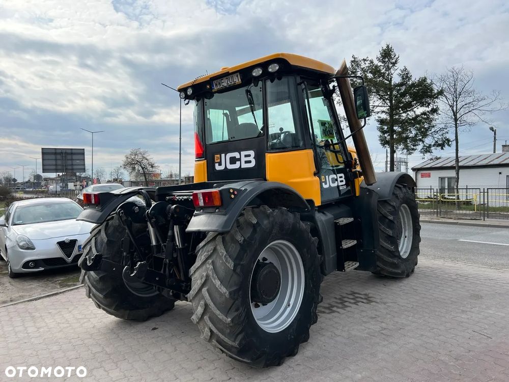 JCB Fastrac 3230 Plus - 6