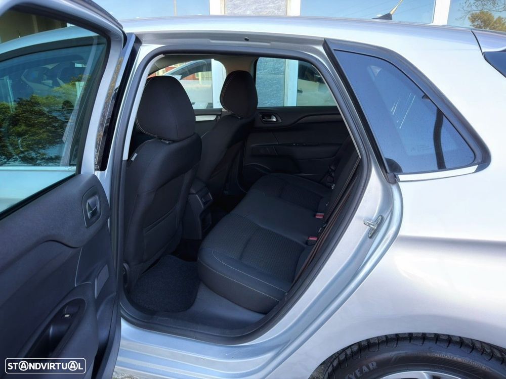 Citroën C4 1.6 e-HDi Exclusive - 8