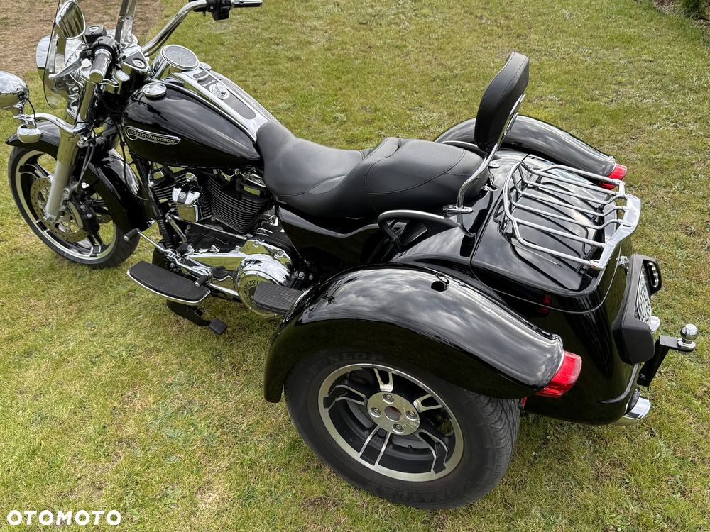 Harley-Davidson Trike Freewheeler - 12