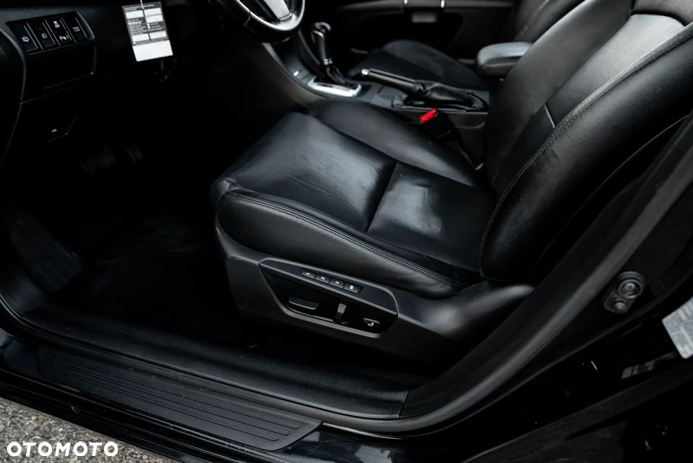 Suzuki Kizashi 2.4 4x4 CVT Sport - 21