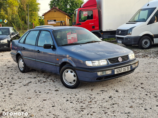 Volkswagen Passat 1.8 CL