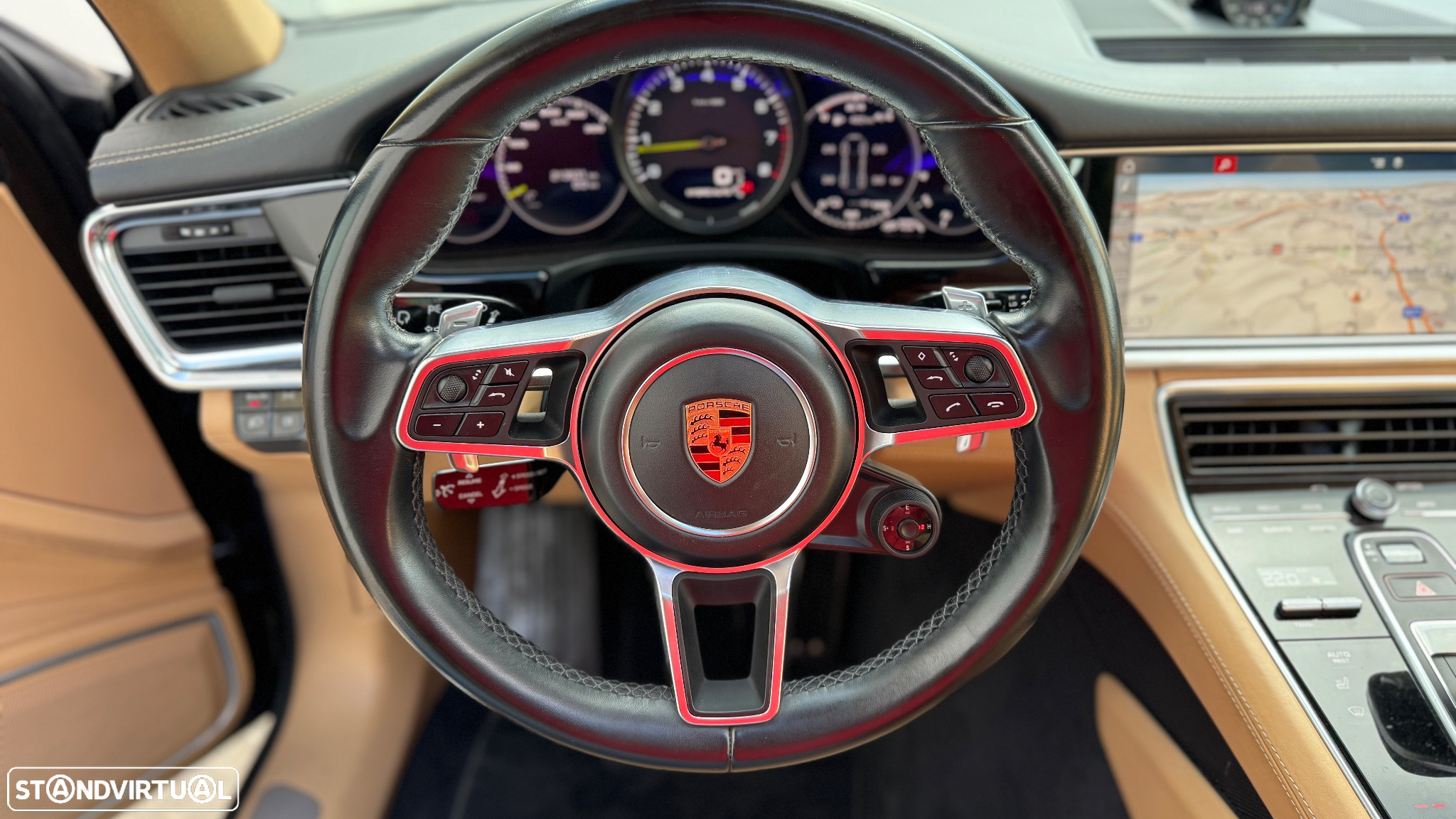 Porsche Panamera 4 E-Hybrid - 5