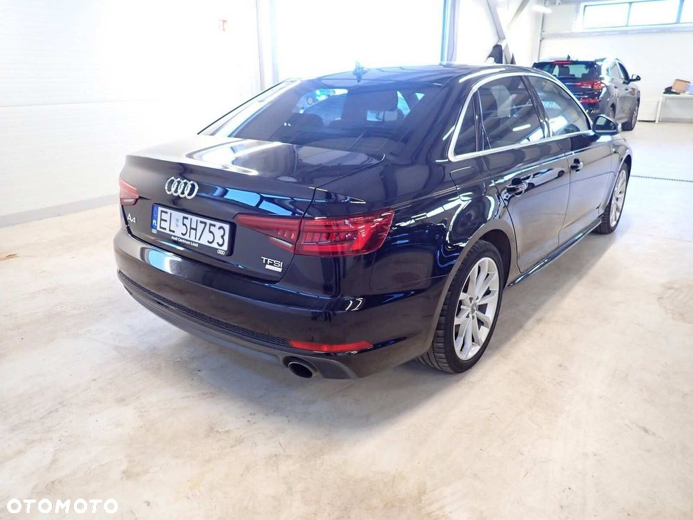 Audi A4 Limousine - 5