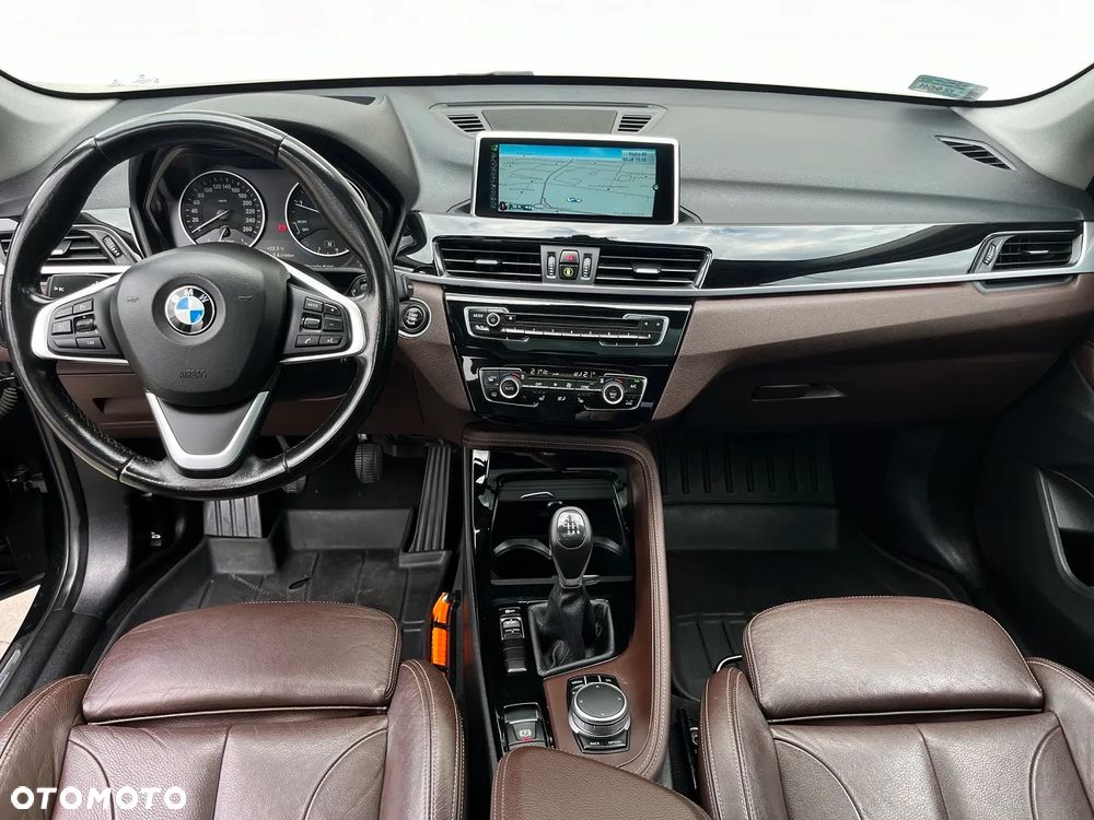 BMW X1 sDrive16d - 8