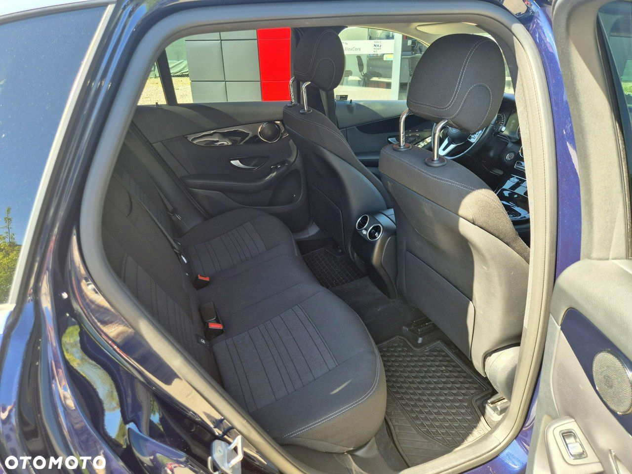 Mercedes-Benz GLC - 25