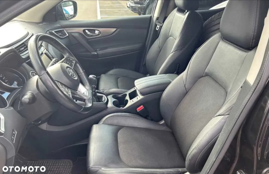 Nissan Qashqai - 26