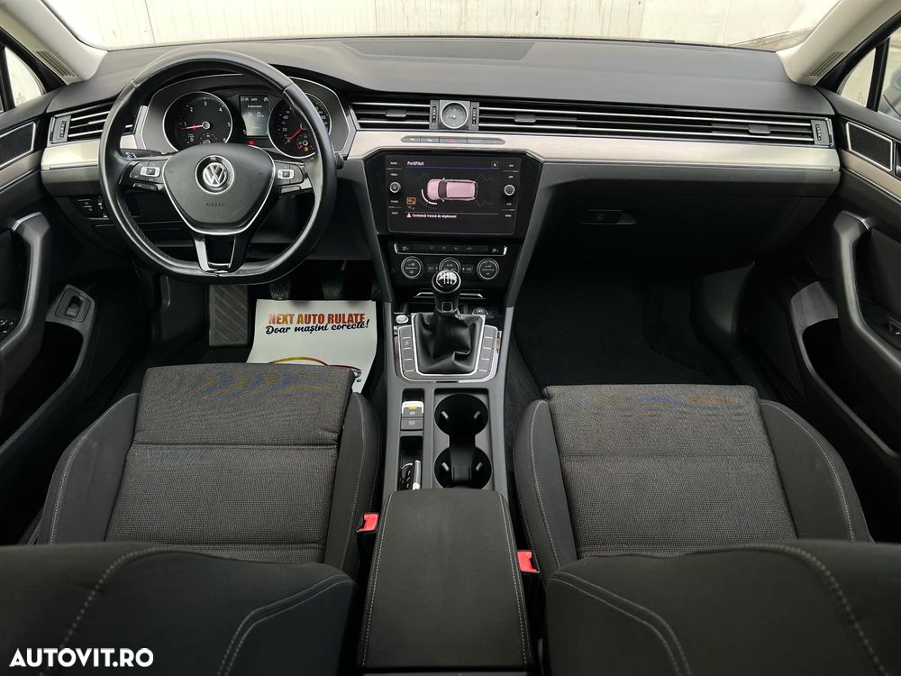 Volkswagen Passat 1.6 TDI R Executive - 9