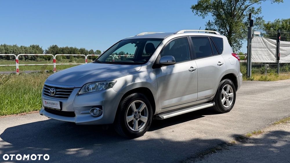 Toyota RAV4 2.2 D-4D Premium - 3