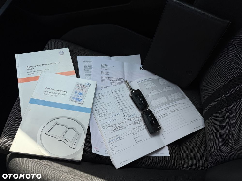 Volkswagen Golf 1.2 TSI BMT Comfortline - 33