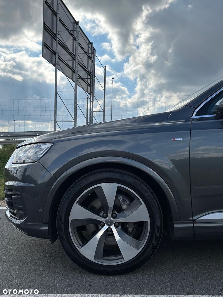 Audi Q7 - 3