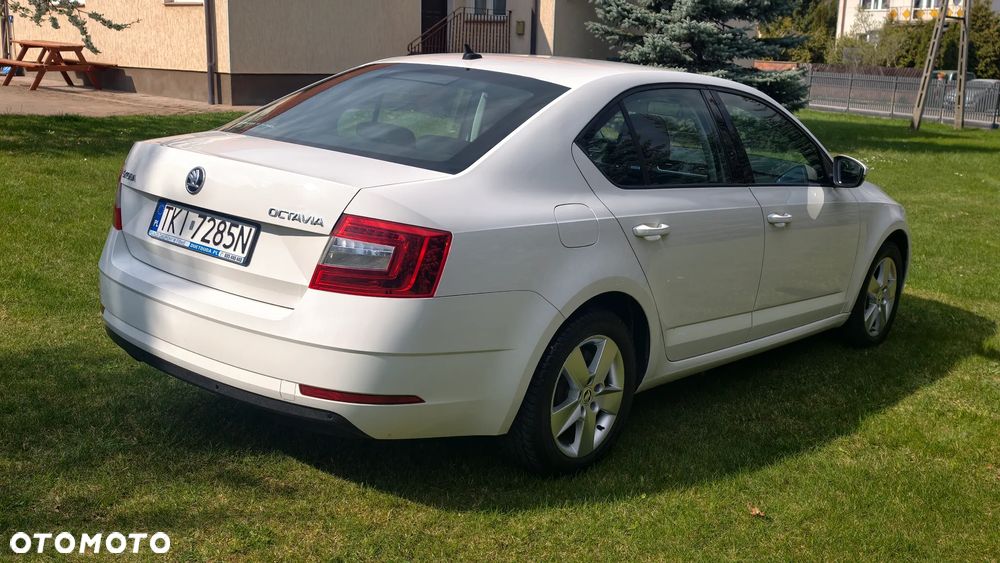 Skoda Octavia 2.0 TDI Ambition DSG - 7
