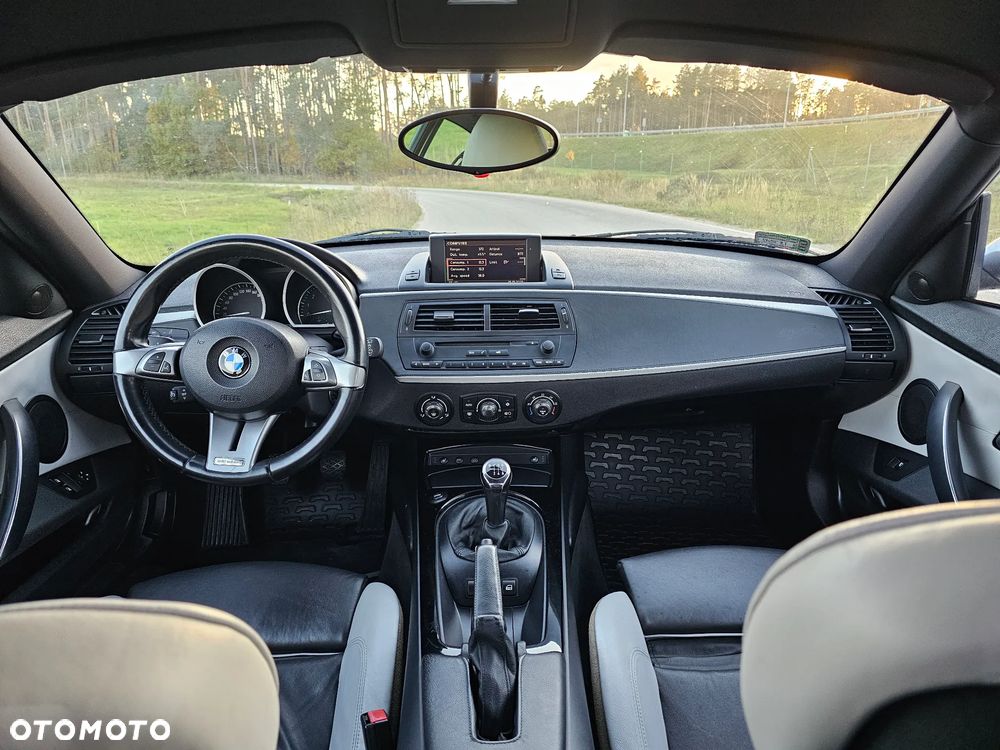 BMW Z4 3.0si - 21