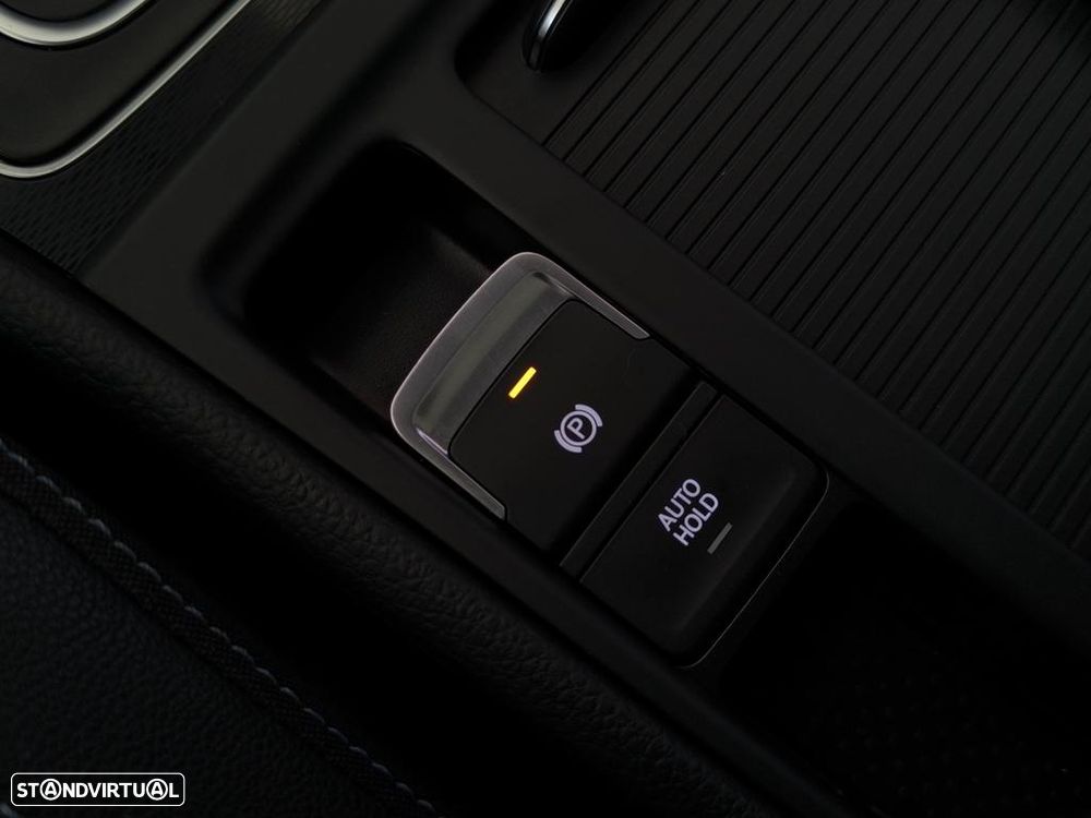 VW Golf 1.4 GTE Plug-In-Hybrid DSG - 16