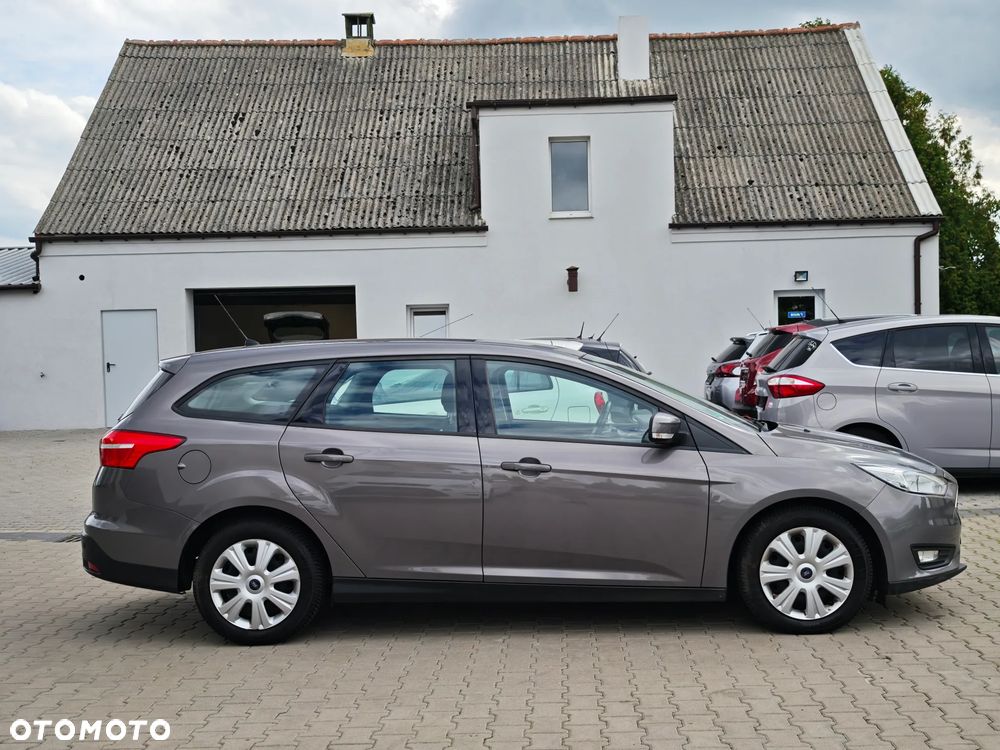 Ford Focus 1.0 EcoBoost Start-Stopp-System Business Edition - 8