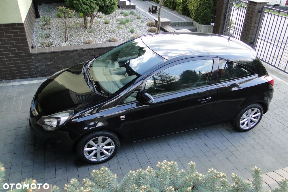 Opel Corsa 1.4 16V Edition - 9