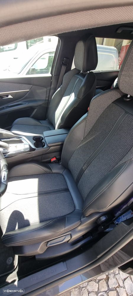 Peugeot 5008 1.5 BlueHDi GT Line EAT8 - 6