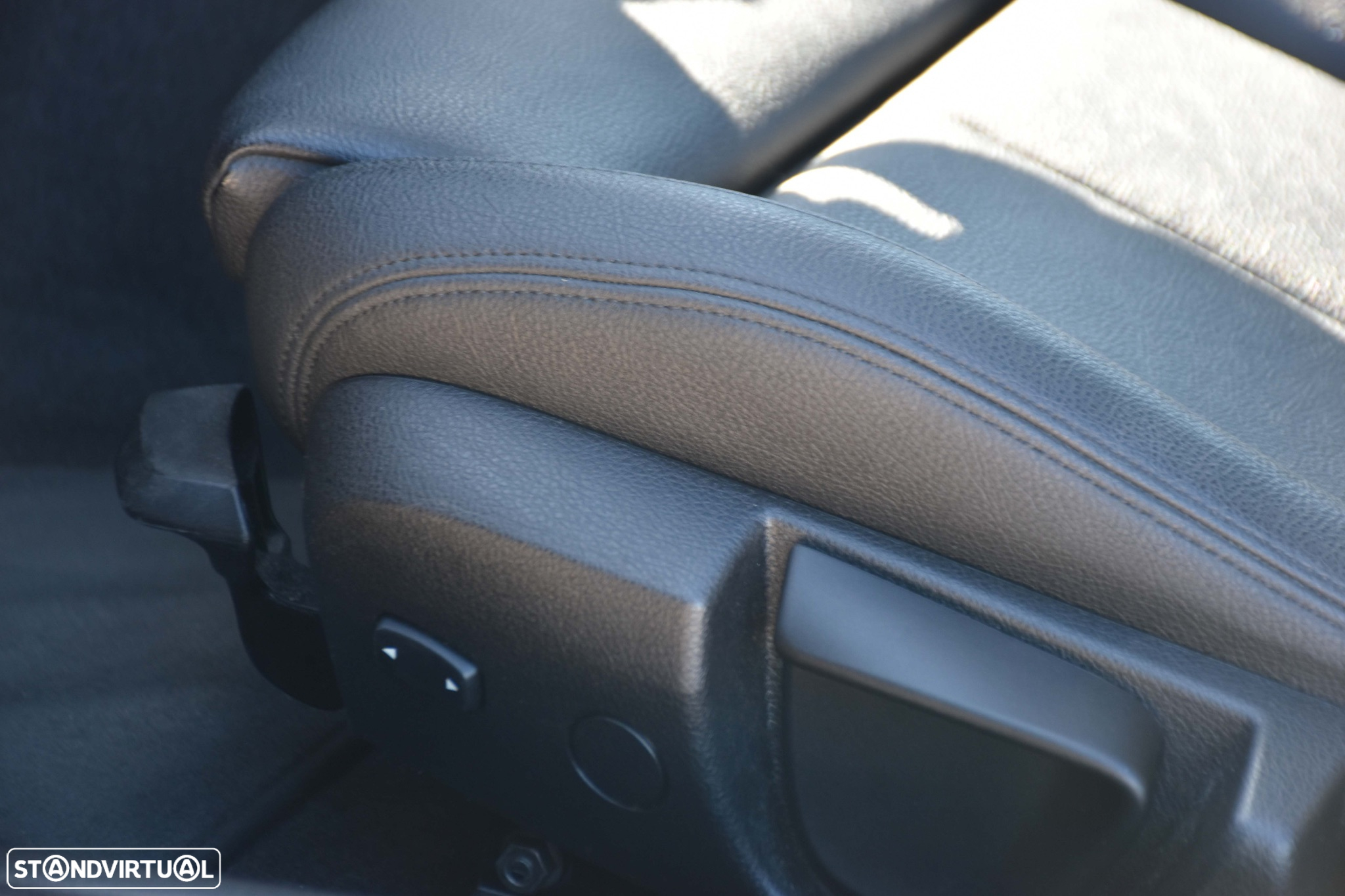 BMW 218 d Coupe Line Sport Auto - 12