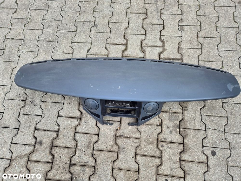 DESKA KOKPIT IVECO DAILY IV  06-13r. - 1