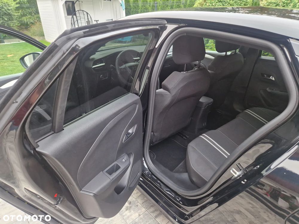 Opel Corsa 1.2 GS S&S - 25