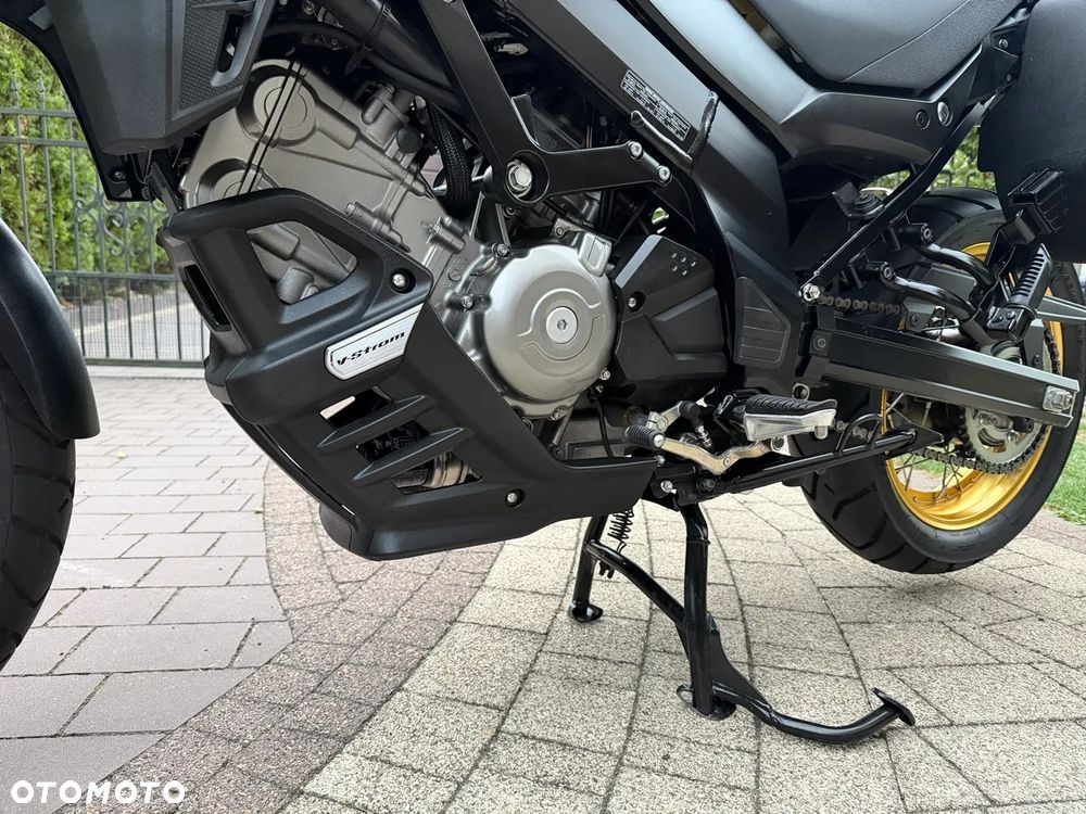 Suzuki V-STROM - 14