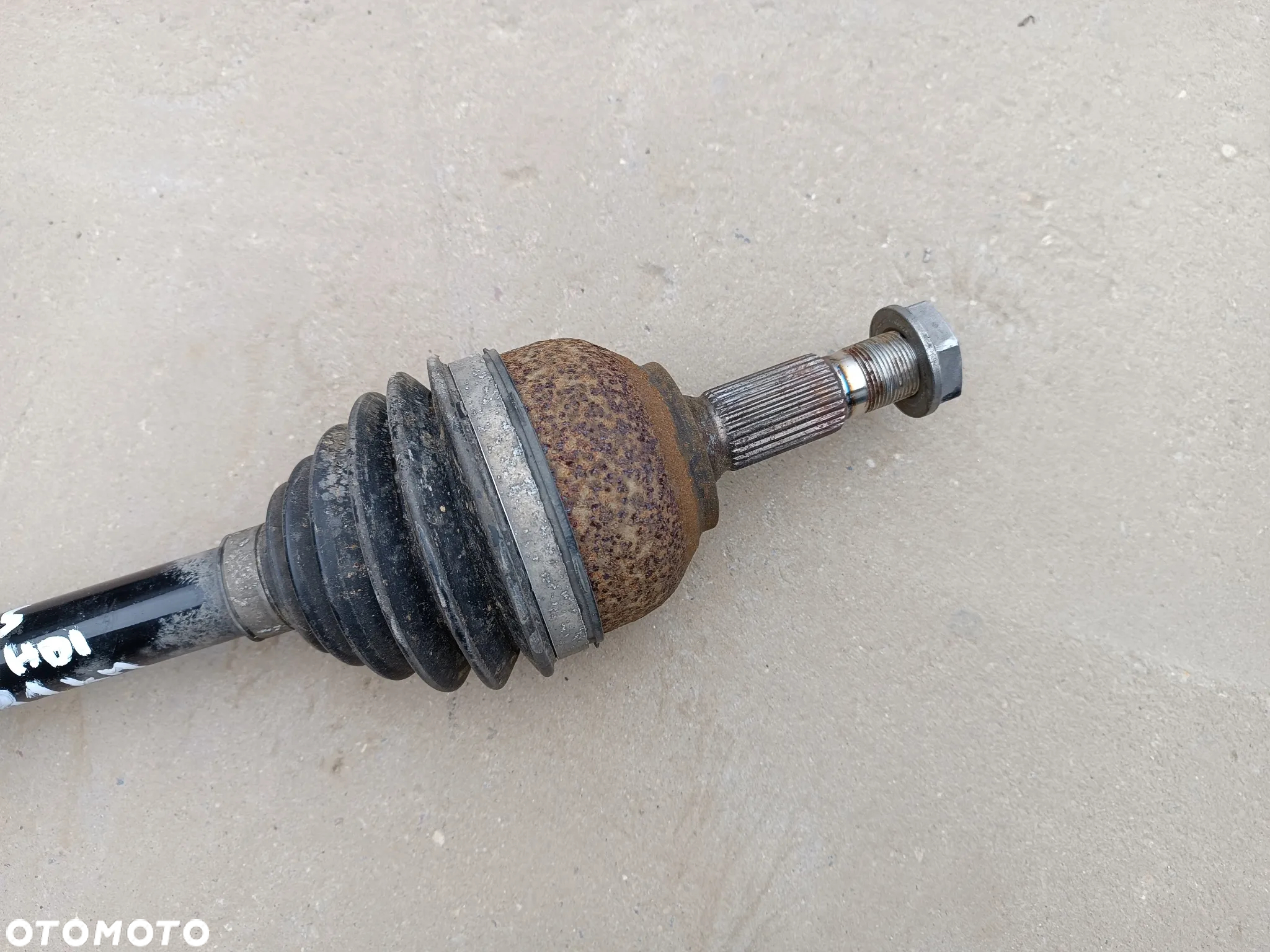 PÓŁOŚ PRAWA DŁUGA 9685693780 2.0 BLUE HDI CITROEN DS5 - 4