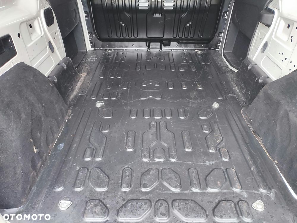 Fiat Doblo XL - 21