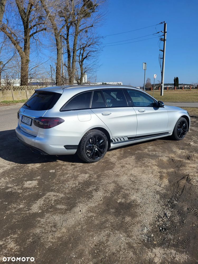 Mercedes-Benz Klasa C 220 d 4MATIC 9G-TRONIC - 28
