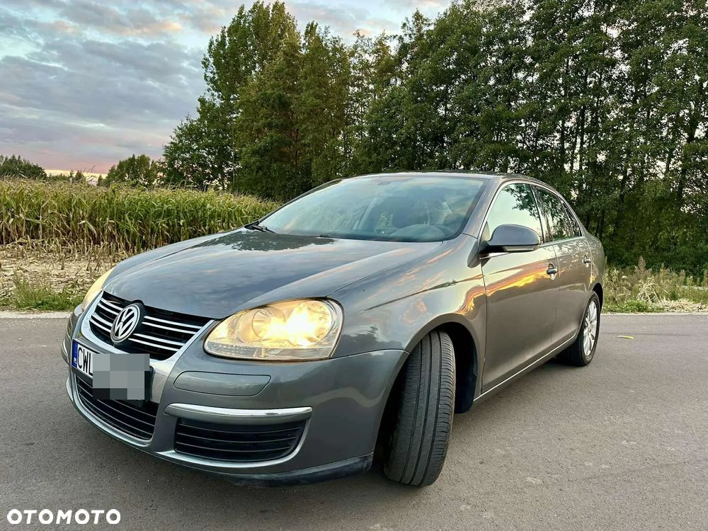 Volkswagen Jetta - 15