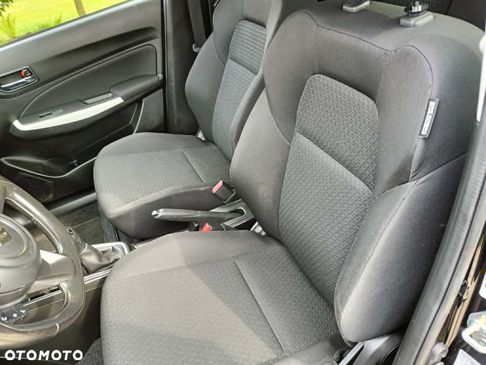 Suzuki Swift 1.2 Dualjet Hybrid Allgrip MT Comfort+ - 19