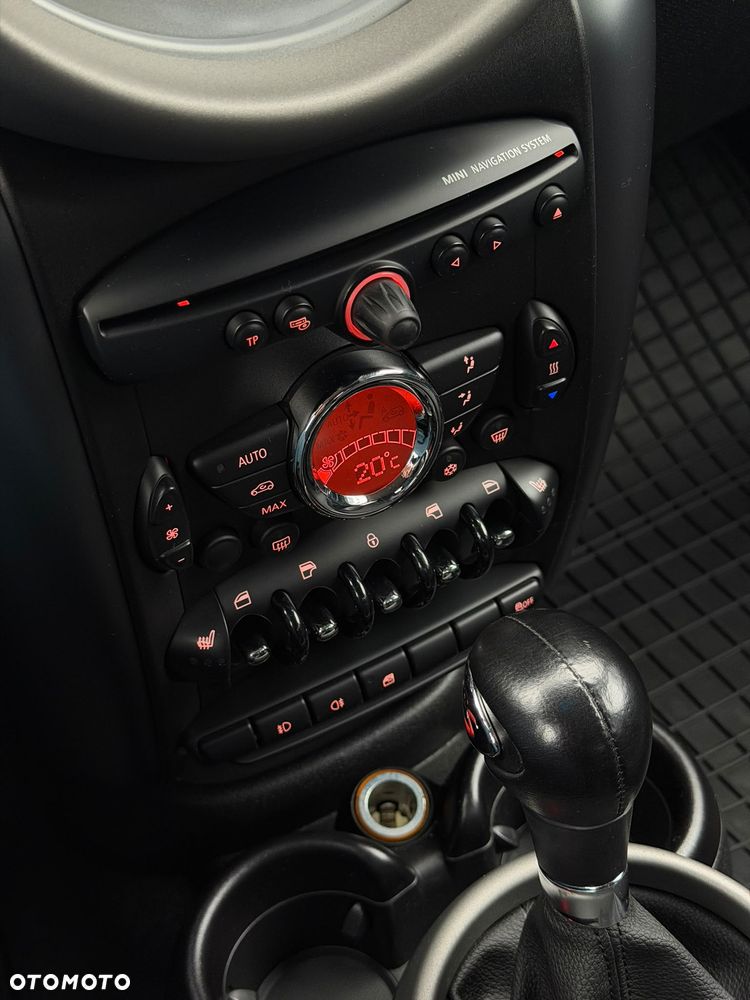 MINI Countryman - 25