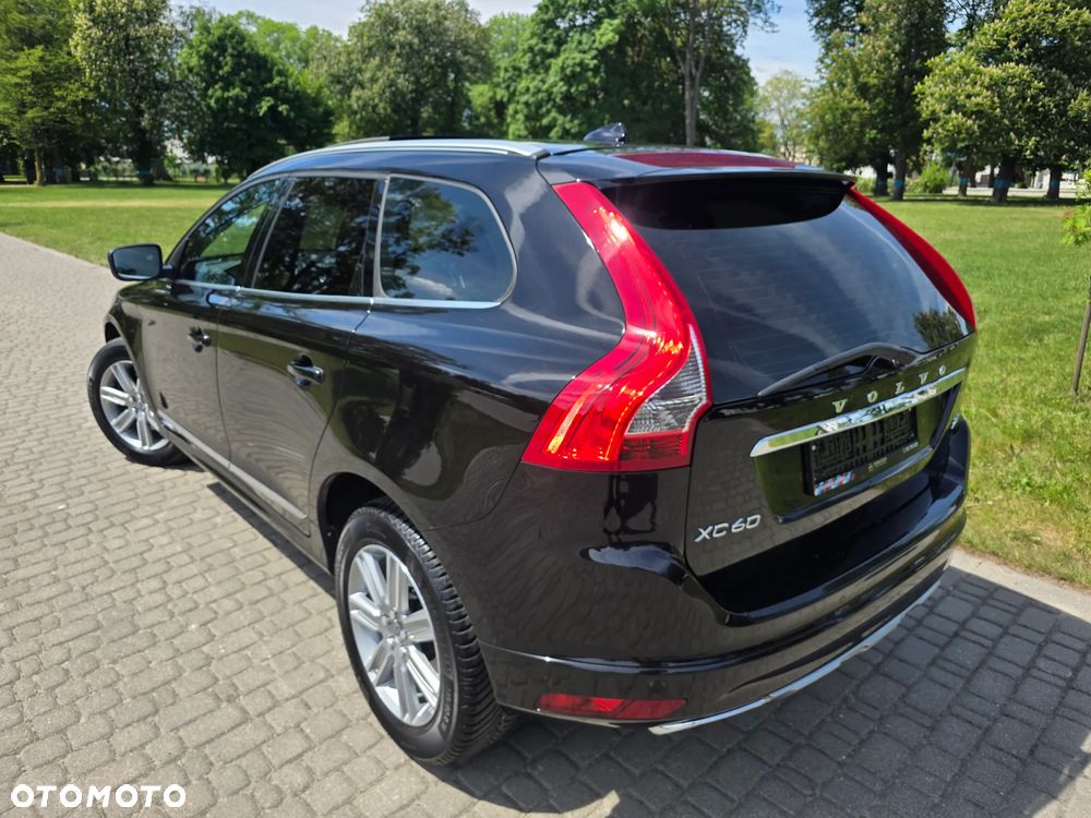Volvo XC 60 D4 Geartronic Summum - 3