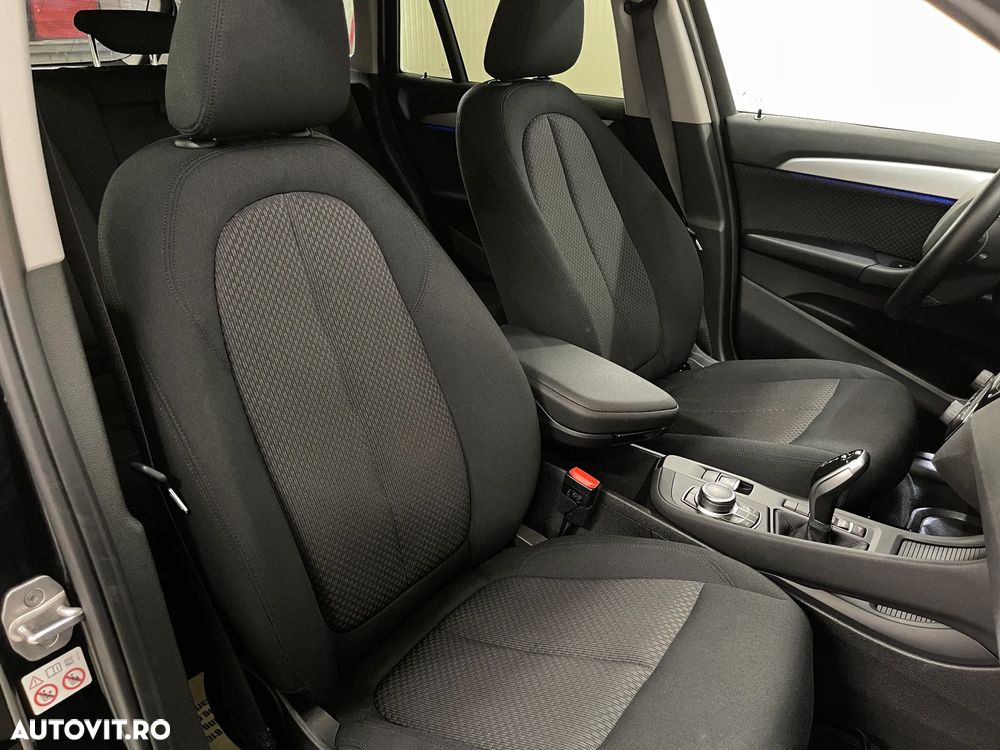 BMW X1 sDrive18d AT - 11