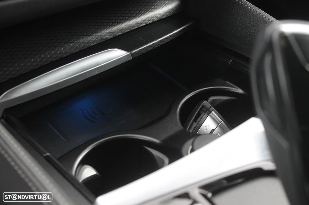 BMW 530 e Pack Desportivo M - 39