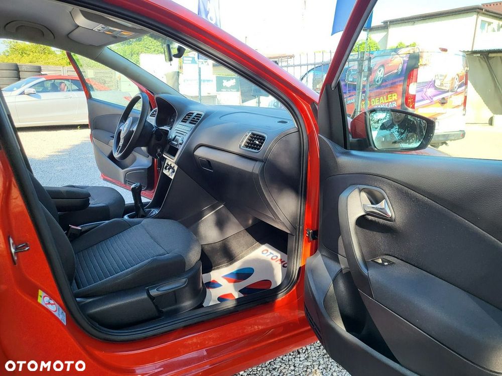 Volkswagen Polo - 18