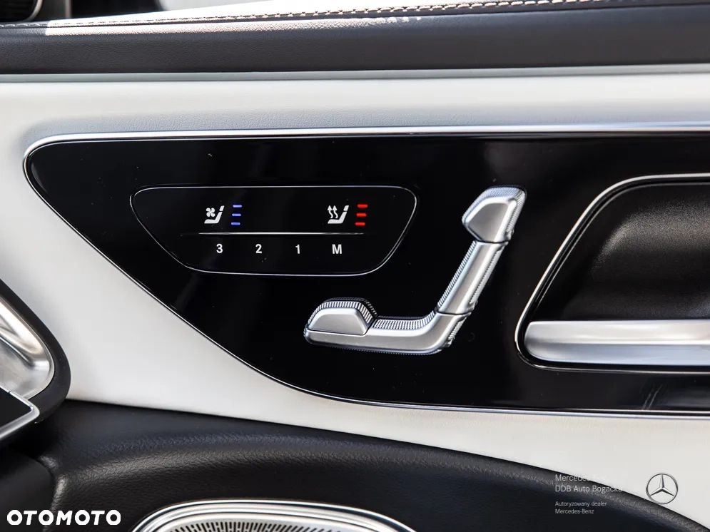 Mercedes-Benz Klasa E 300 de PHEV 4-Matic AMG 9G-Tronic - 10