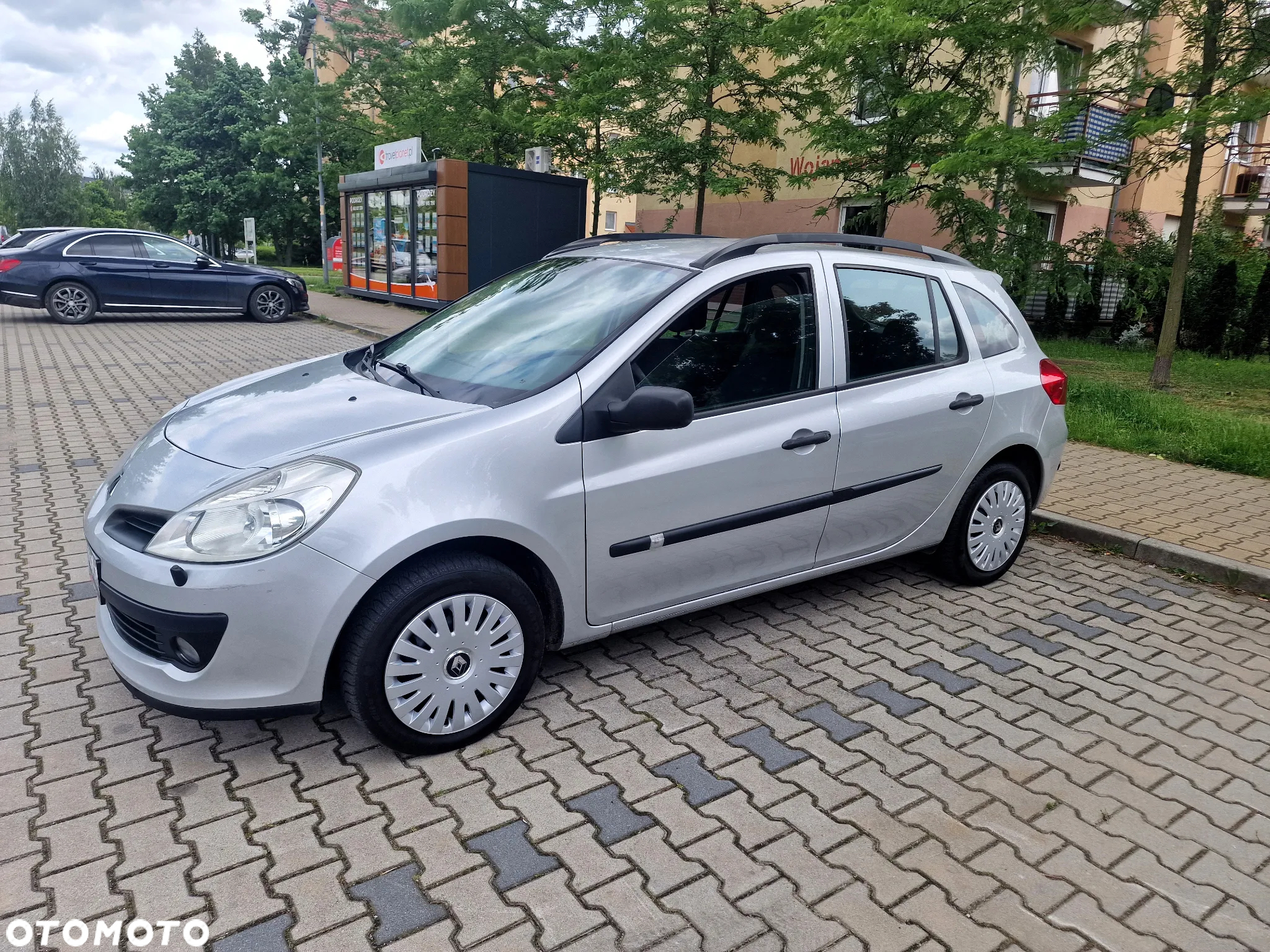 Renault Clio 1.2 16V 75 Grandtour Dynamique - 12