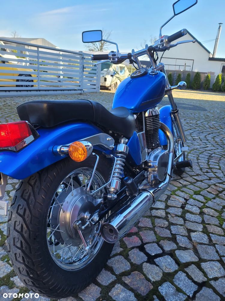 Suzuki Boulevard - 2