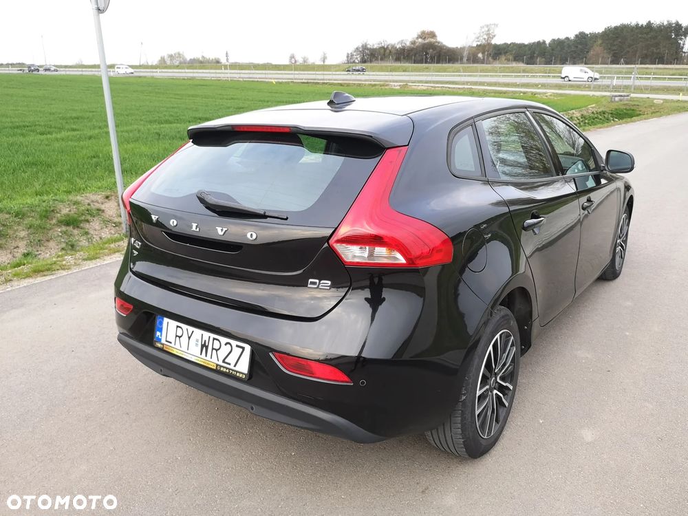 Volvo V40 D2 Momentum - 21