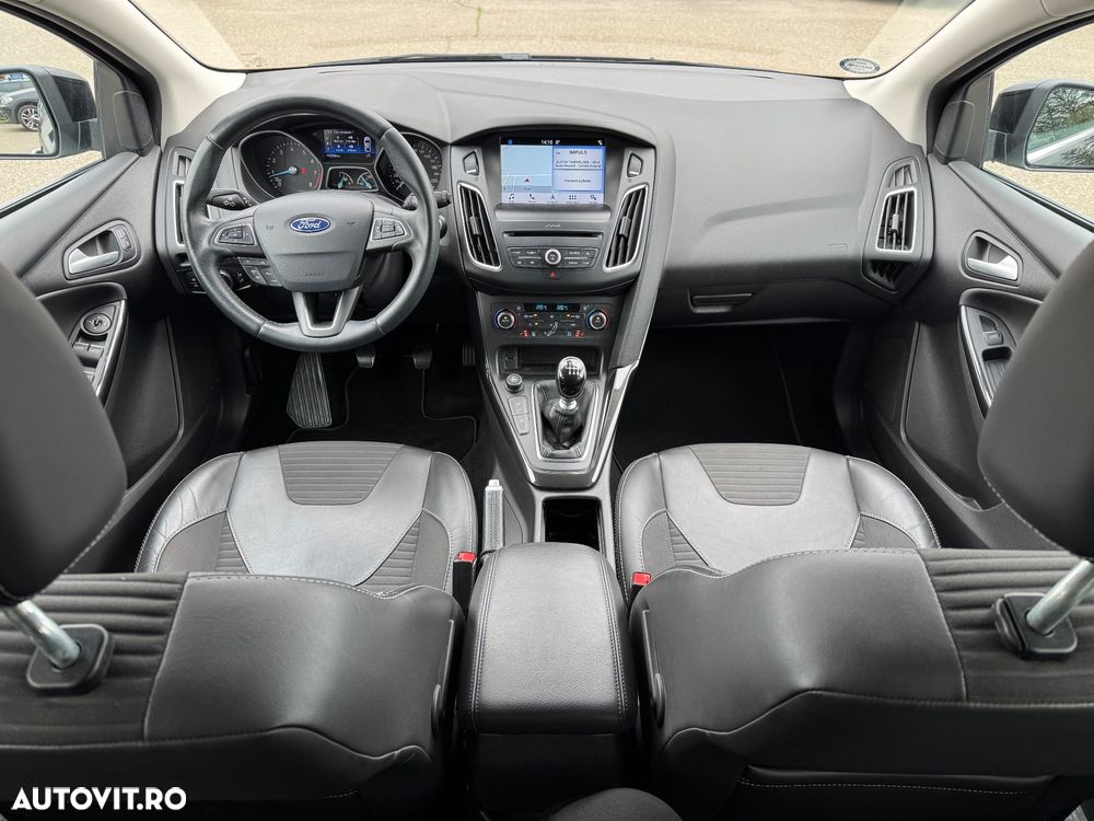 Ford Focus 1.5 EcoBoost Start-Stopp-System Titanium - 32