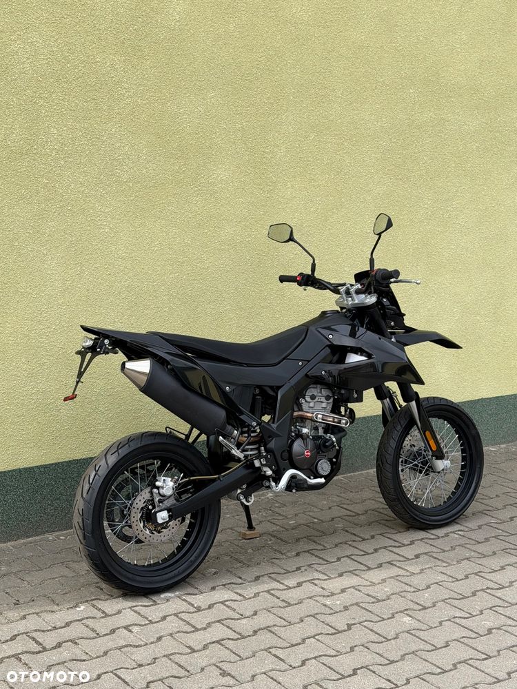 Aprilia SX - 10