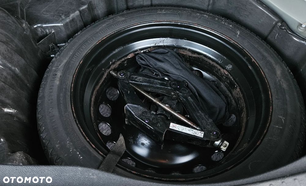 Renault Scenic ENERGY TCe 140 LIMITED - 19