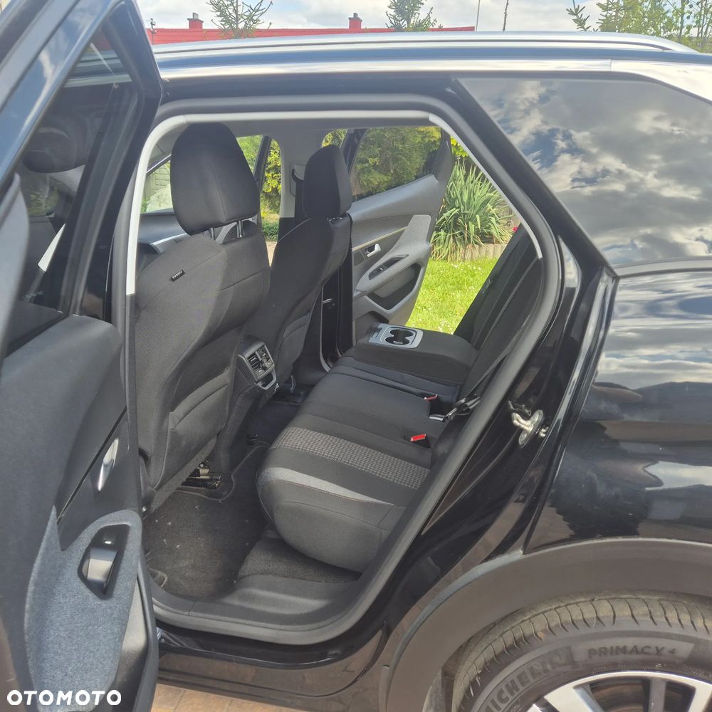 Peugeot 3008 PureTech 130 Stop & Start GPF Allure - 12