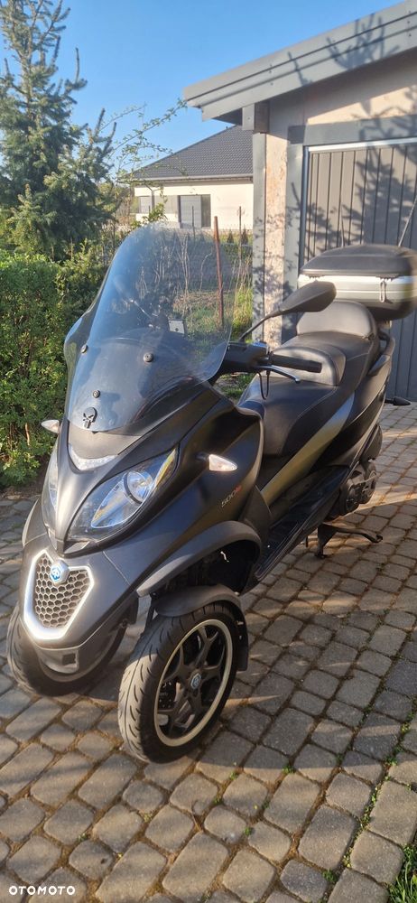 Piaggio MP-3 - 5