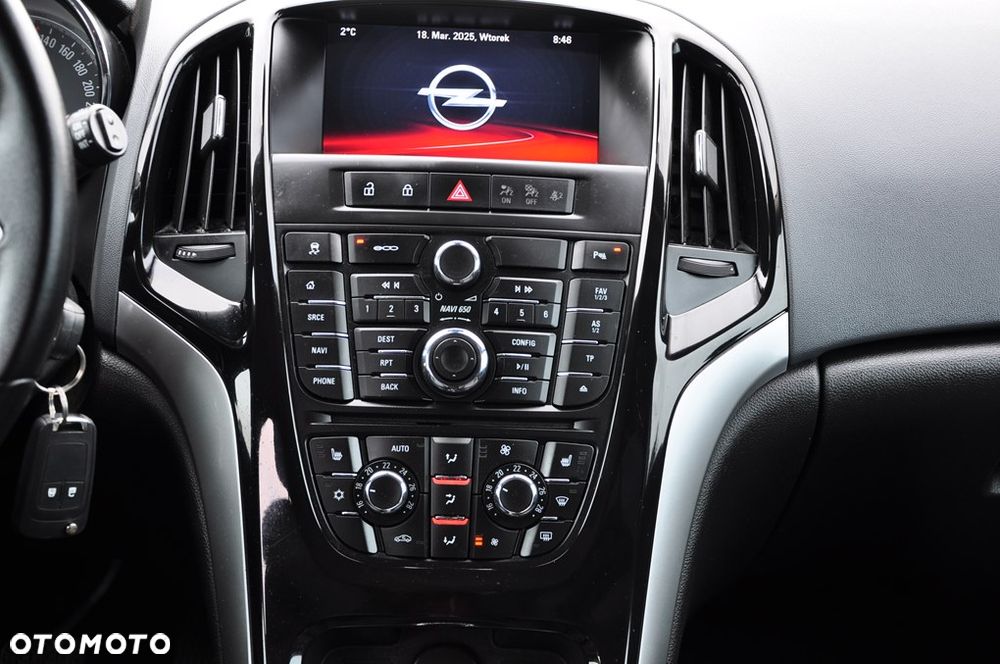 Opel Astra 1.4 Turbo Active - 32